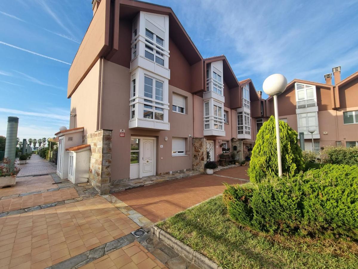 Villa 158A Triplex Rinconin Con Piscina Gijón Exterior foto